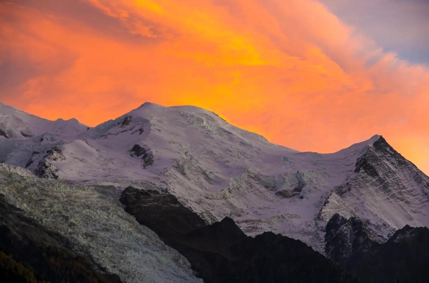 Vue Magique En Hypercentre Avec Parking Privatif Chamonix Eksteriør billede